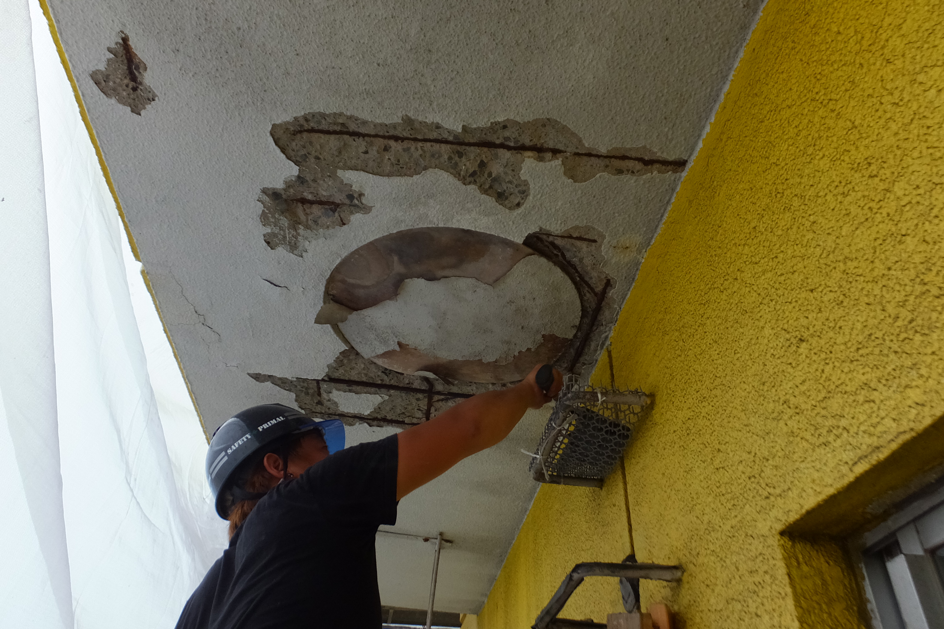 爆裂補修 岡山の 外壁塗装 屋根塗装のプロフェッショナル 岡憲塗装
